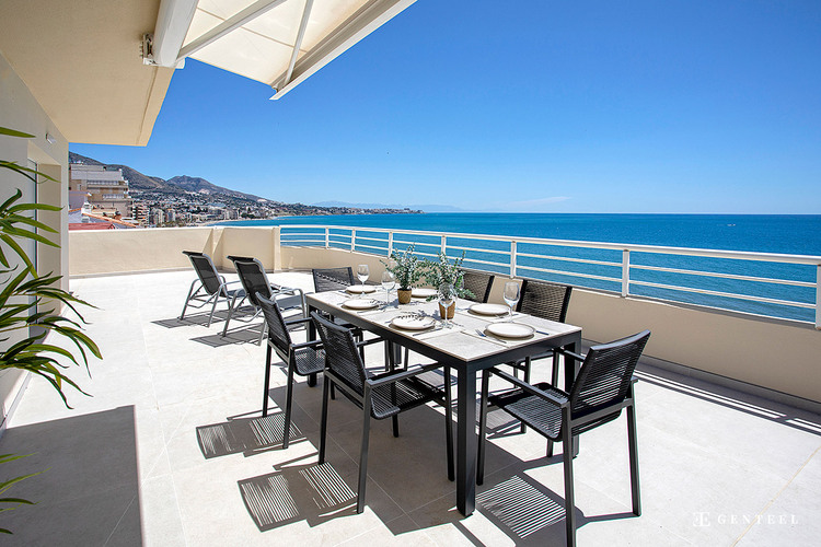 Los Corales Beach Penthouse in Costa del Sol · Genteel Home Apartments